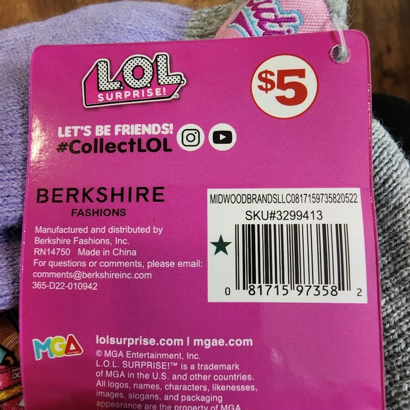 LOL SURPRISE Hat and Mitten Set NWT - Picture 3 of 3